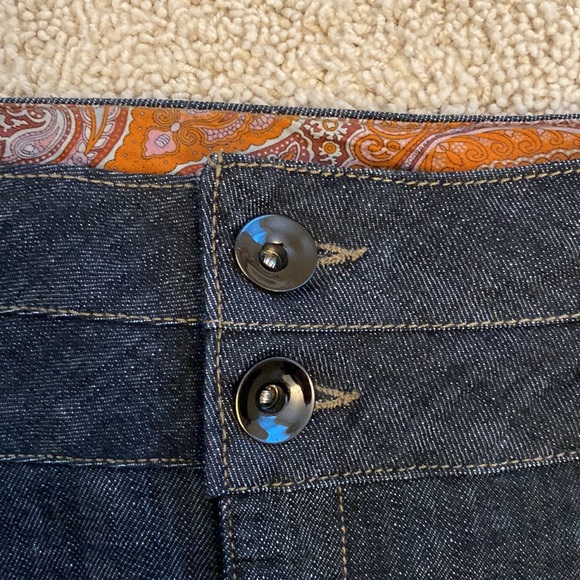 ⭐️2/25⭐️ Women’s Jean Skirt - Picture 3 of 4